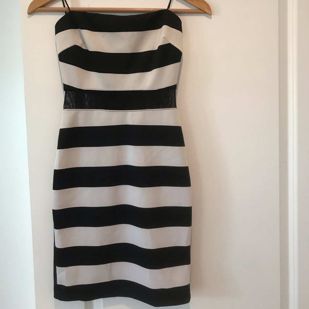 Strapless bodycon dress.